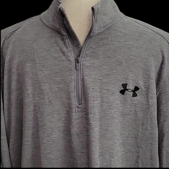 Under Armour Cold Gear Top - Picture 2 of 3